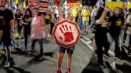 Gaza-Krieg | Massenprotest in Jerusalem – Geisel-Angehörige fordern Deal