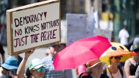 Demonstration: "Eis statt ICE" - Anti-Trump Demo in Frankfurt