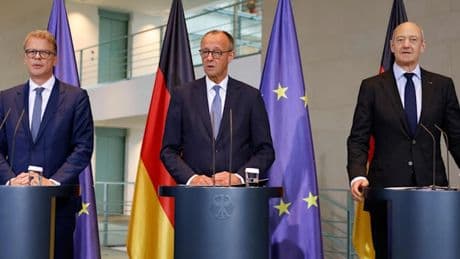 Friedrich Merz, Christian Sewing und Roland Busch geben Erklärung ab
