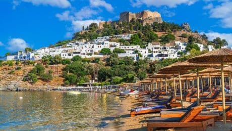 TUI issues urgent Greece travel alert to UK tourists abroad