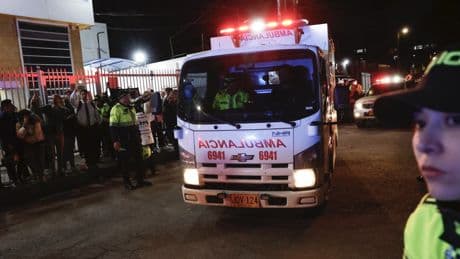 Kolumbianischer Präsidentschaftskandidat Uribe bei Attentat verletzt