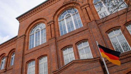 Nach AfD-Beschluss – Schulen im Jerichower Land hissen Deutschlandflagge