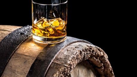 Diageo confía en el lujo para compensar la caída del alcohol