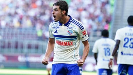 Ligue 1 : le Paris FC battu à Angers, Strasbourg arrache le succès à Metz, Auxerre démarre bien