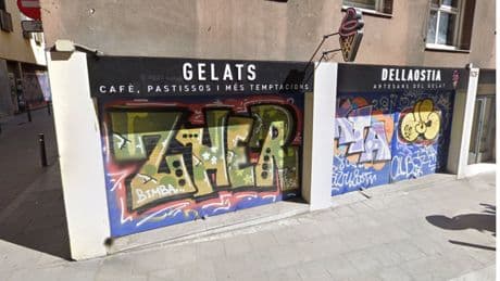 El dueño de la heladería atacada en Barcelona niega las acusaciones separatistas