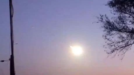 Así fue la bola de fuego que iluminó el cielo de Argentina: ¿de qué fenómeno se trata?