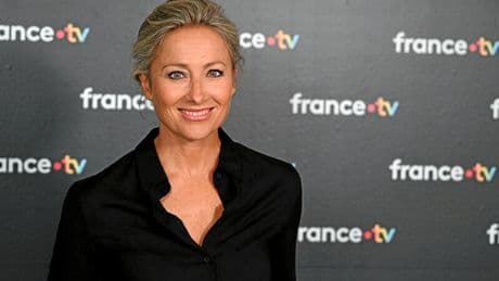 « Ce n’était pas mon choix » : Anne-Sophie Lapix règle ses comptes après son départ brutal du 20 Heures