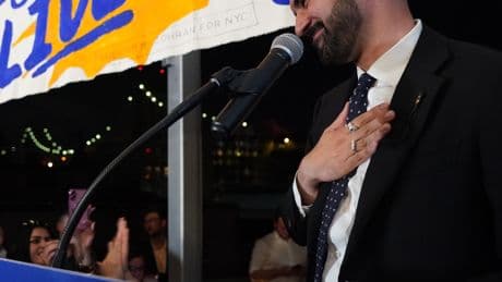 In Joyful Victory Speech, Mamdani Vows to Work for ‘Each and Every New Yorker’