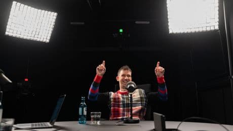 Musiker auf Umwegen: Musiker Betterov: "Blutverschmiert durchs Restaurant"