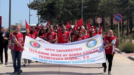 Samsun'da iş bırakan kamu işçileri: "Bu haksızlığı tüm Türkiye'ye duyuracağız"