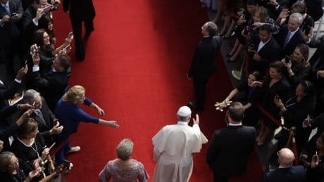 Reaktionen in Welt und Kirchen: „Mit Franziskus verliert die Welt ein Zeichen der Hoffnung“