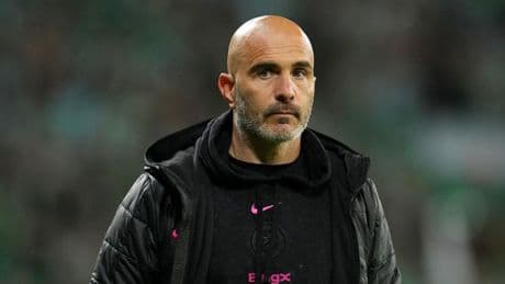 Chelsea begin talks to sign Robert Sanchez replacement ahead of Manchester United