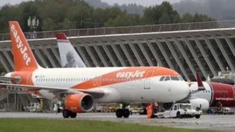 Loiu operará 506 vuelos en tres días y se desviarán decenas de aviones a Santander y Vitoria