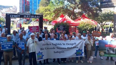 “Süper Talan Yasası”na tepkiler büyüyor: İzmit'te oturma eylemi başlatıldı