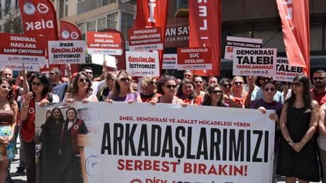 Genel-İş İzmir şubelerinden sendikacıların tutuklanmasına tepki