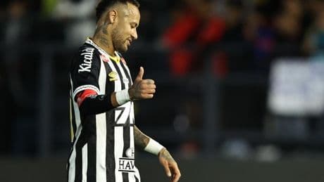 Neymar marca dos goles con el Santos y se pone en el punto de mira de Ancelotti