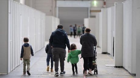 Migrationspolitik: Familie und Staatsbürgerschaft: Koalition will Verschärfung