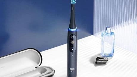Oral-B’s £430 electric toothbrush that whitens teeth is slashed to £150 in Amazon flash sale