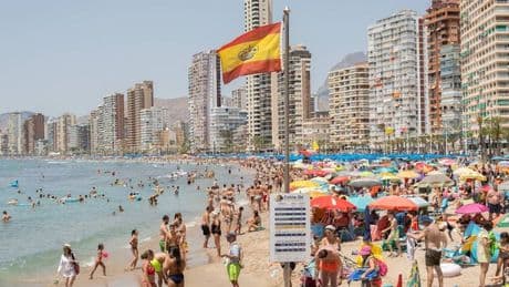 Benidorm holidaymakers say 'its gone so downhill' as crime warning given