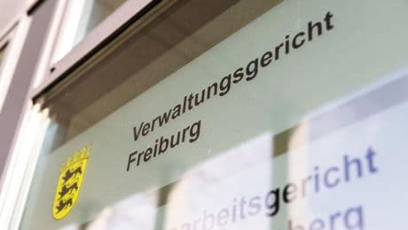 Justiz: Als Frau weniger Gehalt: Ex-Rathauschefin siegt vor Gericht