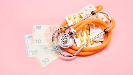 Vor Koalitionsgipfel schlagen Krankenkassen wieder Alarm