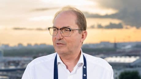 „Wir sagen denen: Wir wollen die Kreuze aufhängen“ – Dobrindt reagiert auf Kruzifix-Urteil in Bayern