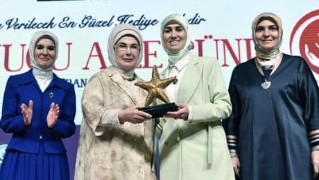 Emine Erdoğan, “Koruyucu Aile Günü” programına katıldı: Huzur ve güven ikliminde gelişen her çocuk güçlü toplumun yapıtaşıdır