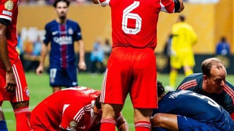 Schock-Verletzung beim Bayern-Star bestätigt: Jamal Musiala erleidet Wadenbeinbruch und fällt monatelang aus