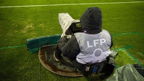 Football : la Ligue lance sa propre chaîne, dernier recours pour sauver ses droits TV