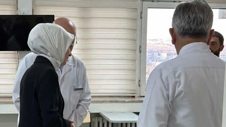 Bakan Göktaş, metan gazından zehirlenen askerleri ziyaret etti