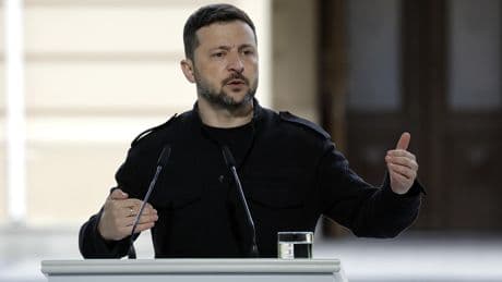 Ukraine : Zelensky réclame une trêve et invite Poutine à le rencontrer jeudi à Istanbul