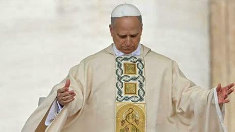 Leone XIV, il testo integrale dell'omelia. La promessa alla Chiesa: «Non sarò un condottiero solitario, sono stato scelto per l'unità»