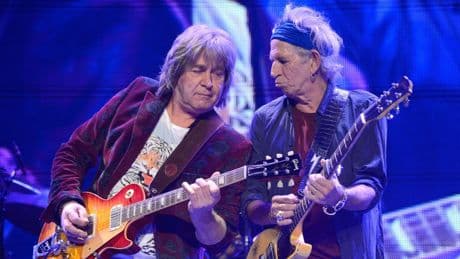 Mick Taylor de los Rolling Stones reclama una guitarra que le robaron y que ha aparecido en el Museo Met de Nueva York