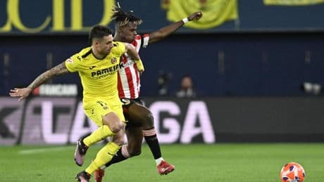 El Villarreal, pendiente de la continuidad de Kiko Femenía
