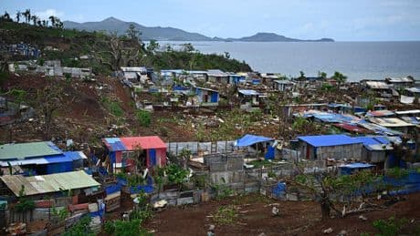 Mayotte : les députés approuvent une mesure pour faciliter la destruction des bidonvilles