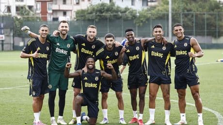 Fenerbahçe, Feyenoord mesaisini sürdürdü