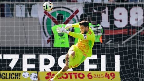 Saarbrücken vor der Relegation - Welcher Profi plötzlich wieder zur Verfügung steht