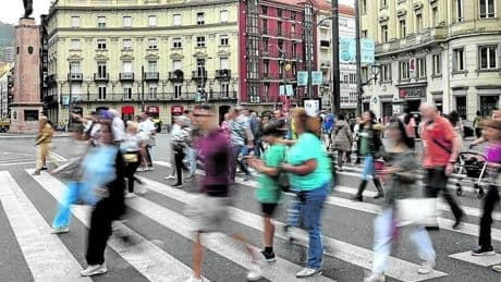 La inmigración obliga a los partidos a revisar su discurso en una Euskadi cada vez más mestiza