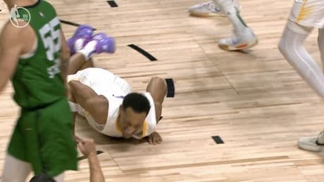 Lakers’ Darius Bazley leaves summer league game in wheelchair after scary injury
