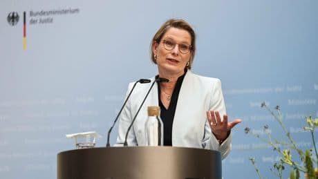 Migration: Grüne kritisieren Schweigen der Justizministerin zu Grenzkontrollen