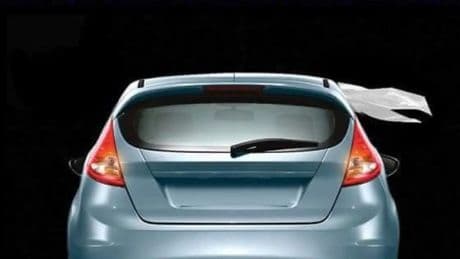 Qué significa que un coche tenga un pañuelo blanco colgado del retrovisor: "Puedes salvar una vida"