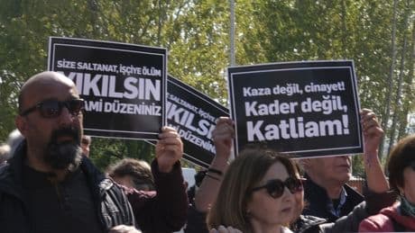 Ordu'da iş cinayeti: Kafasına kum taşıma kovası düşen işçi hayatını kaybetti
