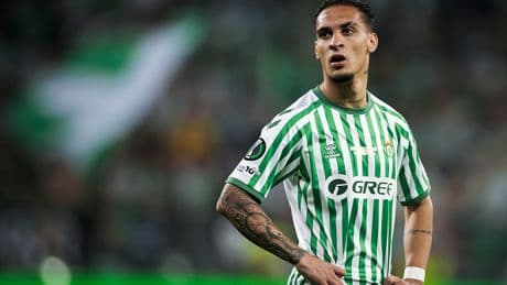 Betis to make offer for Antony after Man Utd meeting but new club now interested