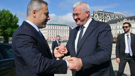 Guerre en Ukraine: pour Ankara, Moscou et Kiev «souhaitent un cessez-le-feu»