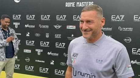 Totti: «Il prossimo allenatore della Roma dovrà avere carisma. Ai tifosi va detta sempre la verità»