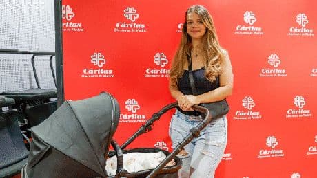 Cáritas alerta de más exclusión social por el trabajo precario y la crisis de vivienda: &quot;Parte de la sociedad se está quedando atrás&quot;