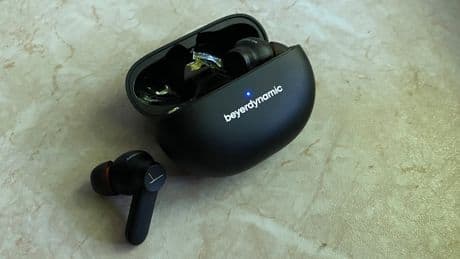 Beyerdynamic Amiron 100 im Test: Mittelklasse mit Schwächen