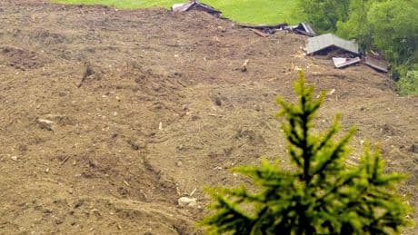 Suisse : un village détruit et un disparu après l’effondrement d’un glacier