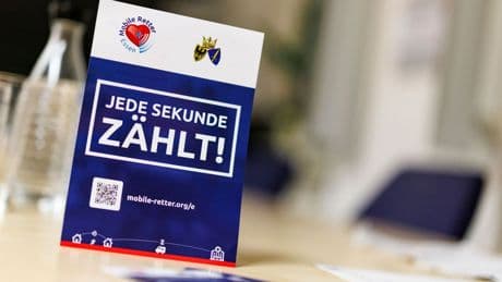 Erste Hilfe: Helfer in der Nähe - wie App-Alarmierung Leben retten soll