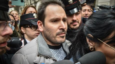 Garlasco, i misteri dell?interrogatorio di Andrea Sempio: malore, scontrino e verbali contraddittori
